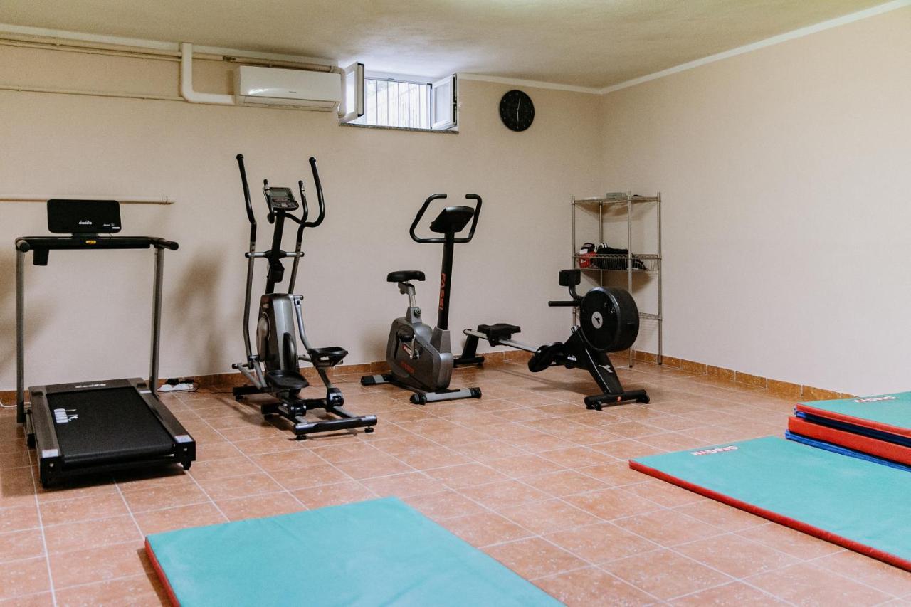 Altrentatre Bed & Breakfast Voghera Bagian luar foto