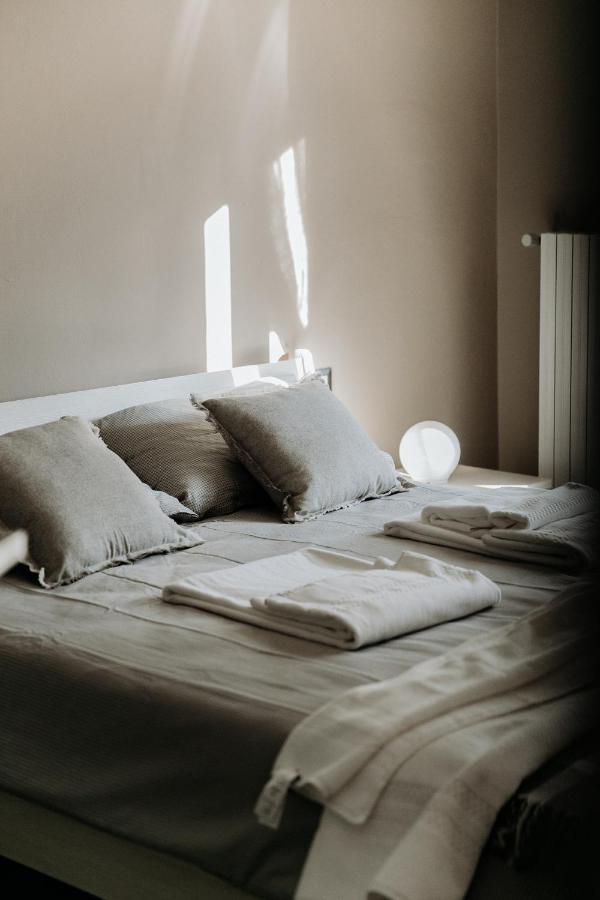 Altrentatre Bed & Breakfast Voghera Bagian luar foto