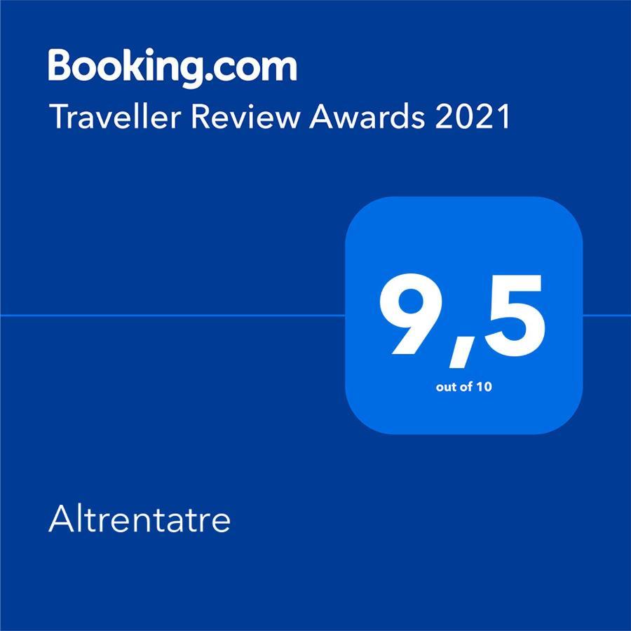 Altrentatre Bed & Breakfast Voghera Bagian luar foto